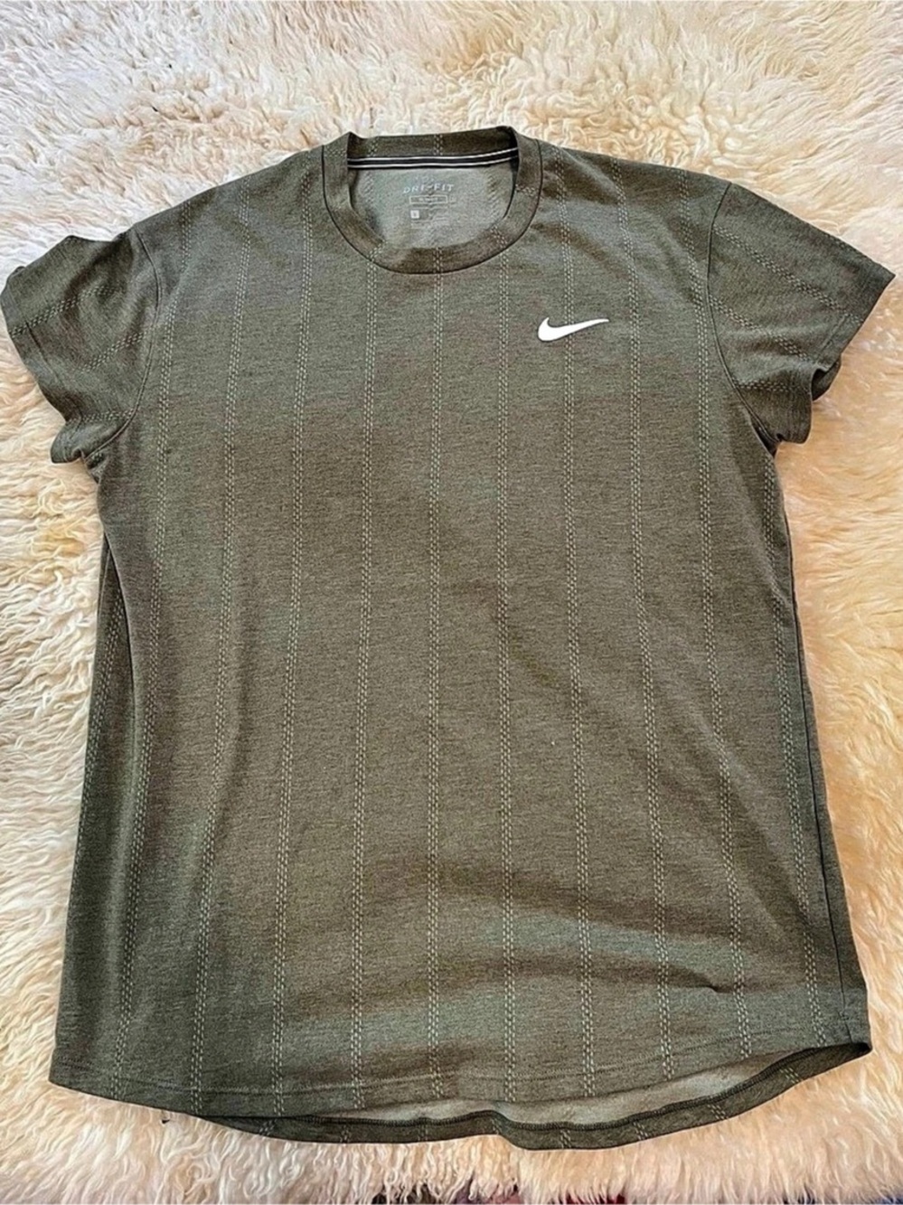Nike Dri-Fit Slimfit Short Sleeve Tshirt
